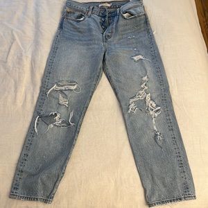 Levi wedgie straight leg Jean size 27